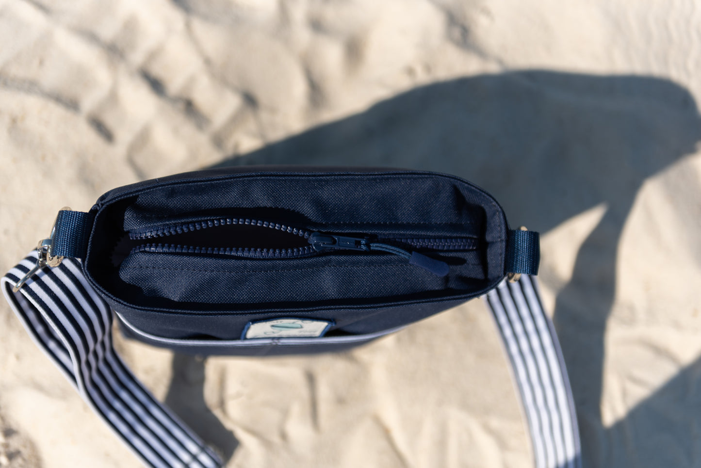 Dinghy Tote: Navy Narrow Stripe
