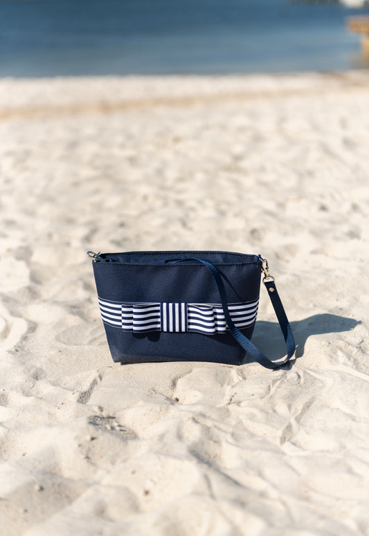 Captain Clutch: Navy Narrow Stripe