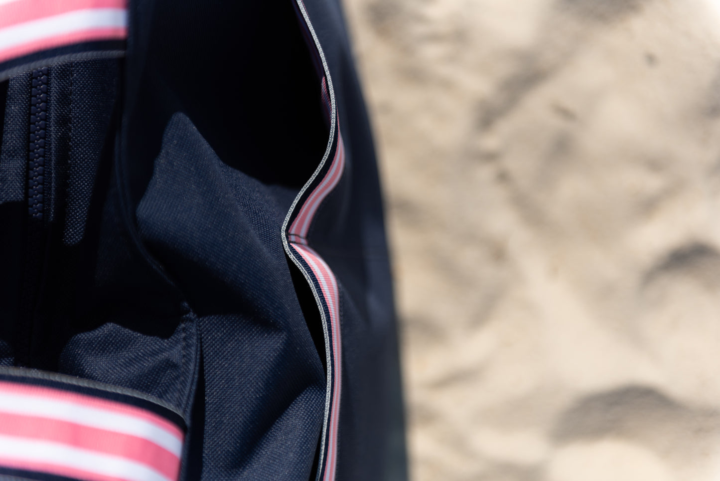 Cruiser Tote: Pale Pink Stripe