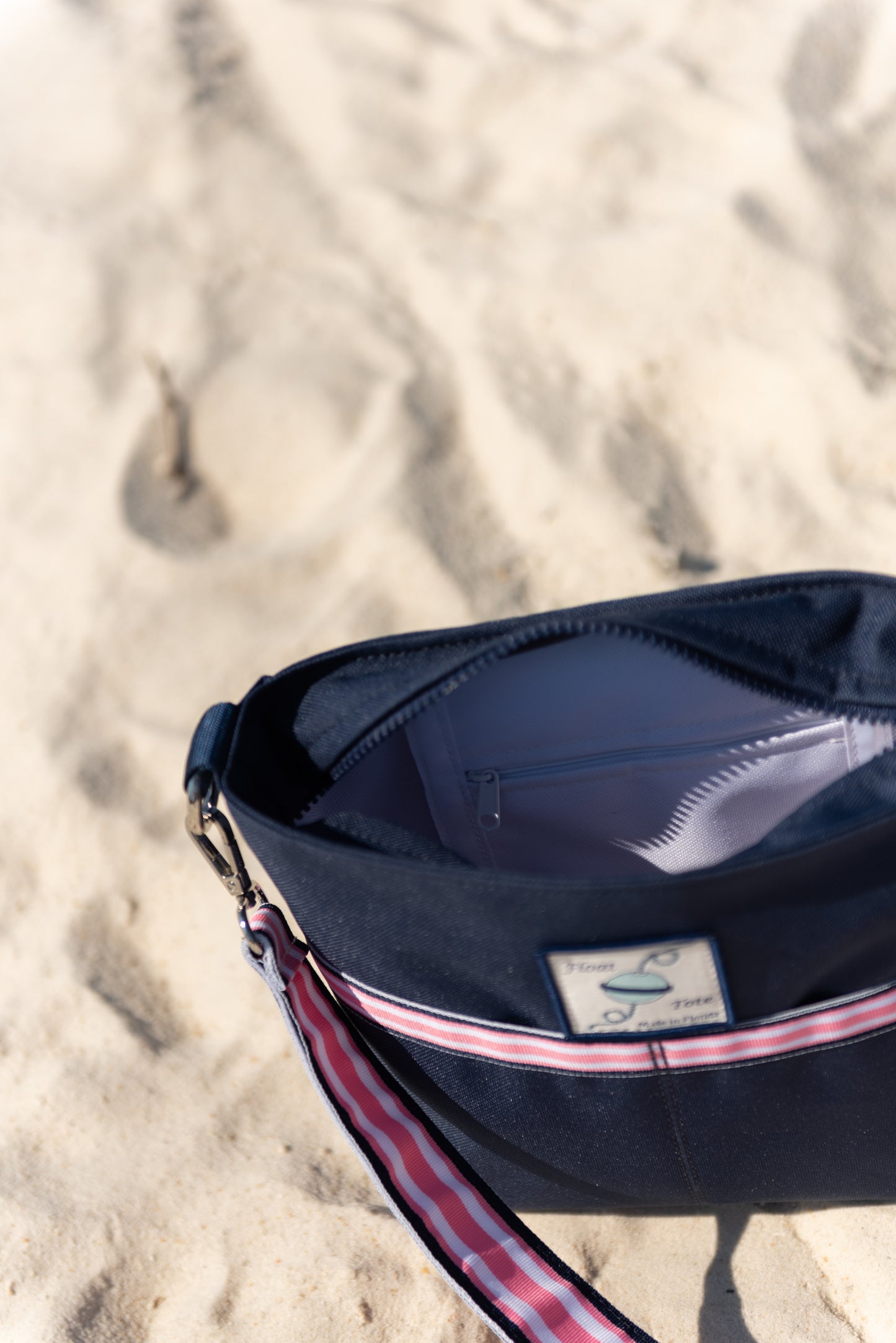 Dinghy Tote: Pale Pink Stripe