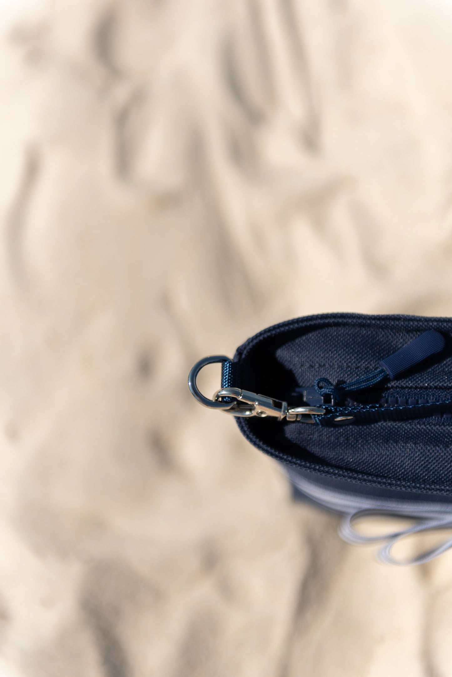 Captain Clutch: Navy Wide Stripe